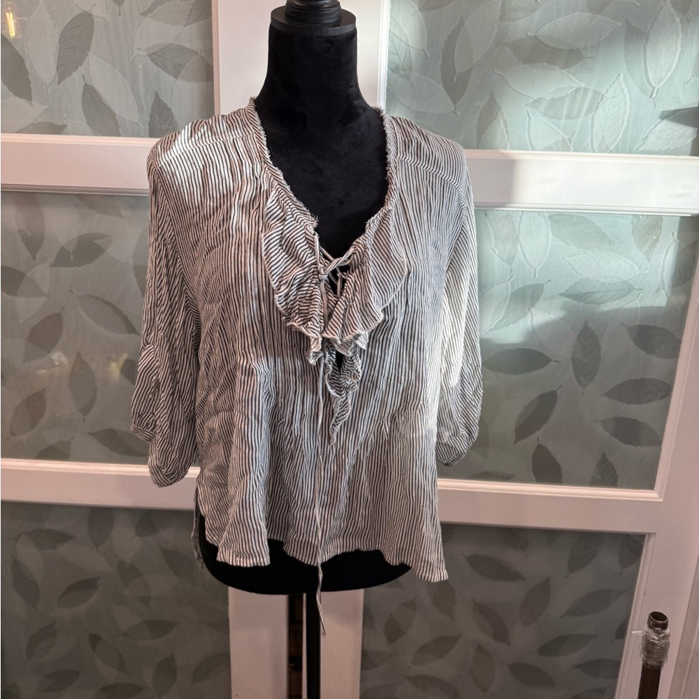 Free People Silver Ruffled 3/4 Sleeve Blouse